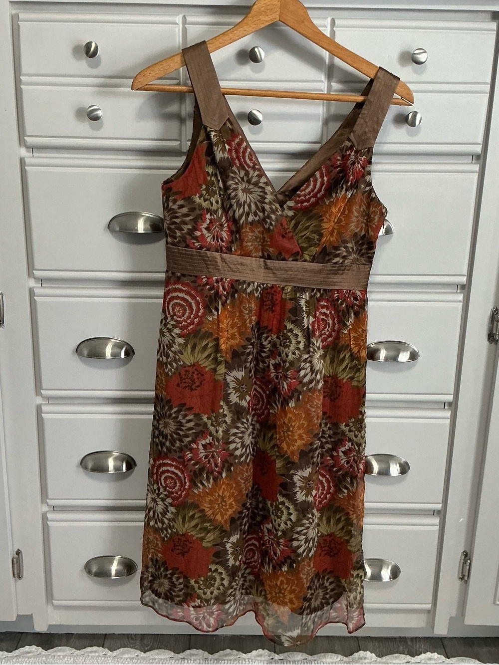 Laundry by Shelly Segal Fall Color Floral Silk Sleeveless Midi Dress size 4